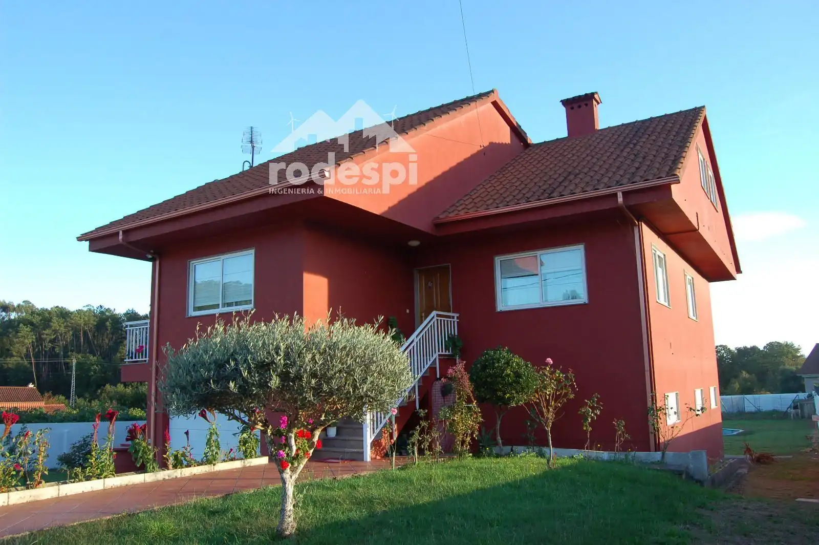 https://static.fotocasa.es/images/ads/0ccc2eff-dbfb-4611-9148-d910d3a221b4?rule=original