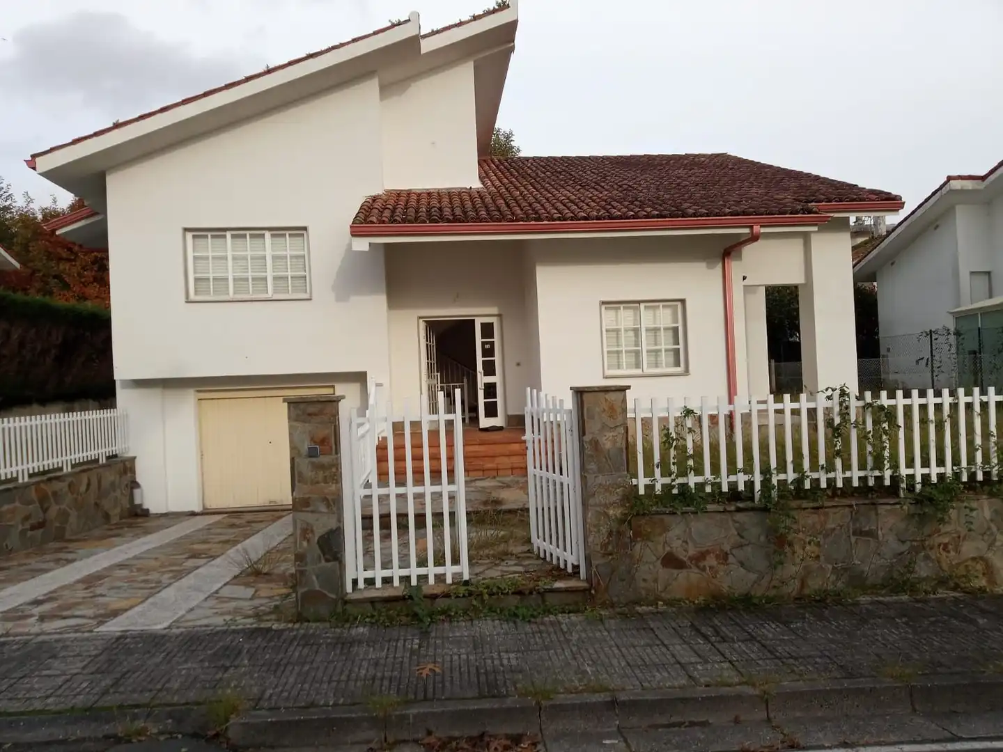 https://static.fotocasa.es/images/ads/0d62a178-5d17-4529-9696-a0daa5c78f7e?rule=original