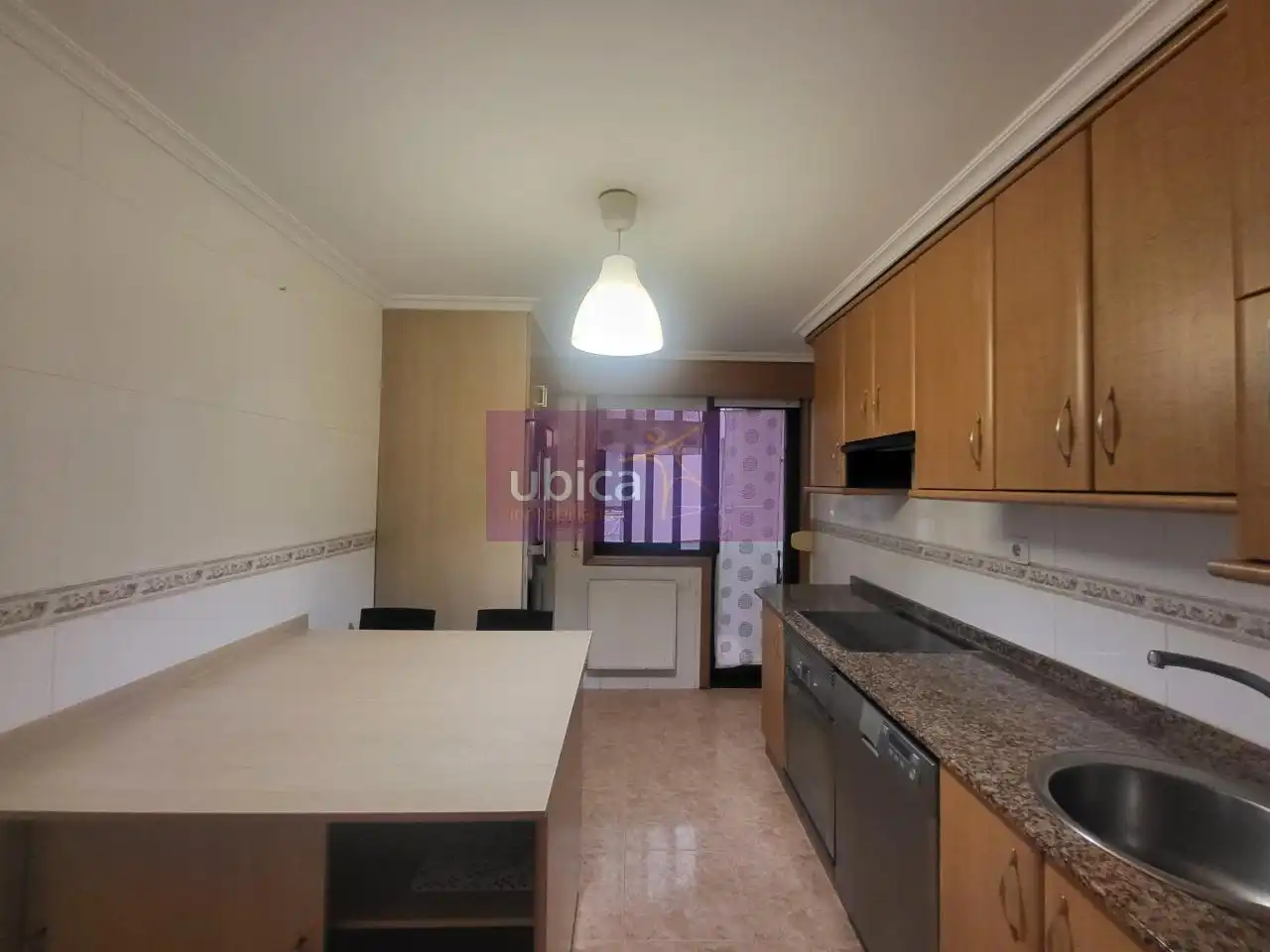https://static.fotocasa.es/images/ads/a4427831-b94f-4650-b2ae-ac8027be072b?rule=original