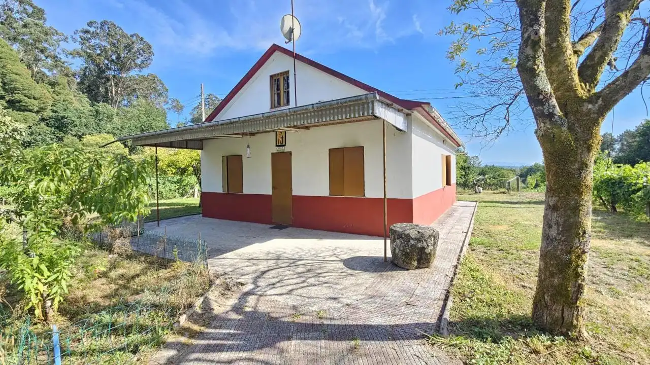 https://static.fotocasa.es/images/ads/d9e4de4a-6457-45a7-9176-c99eb6ecf31e?rule=original