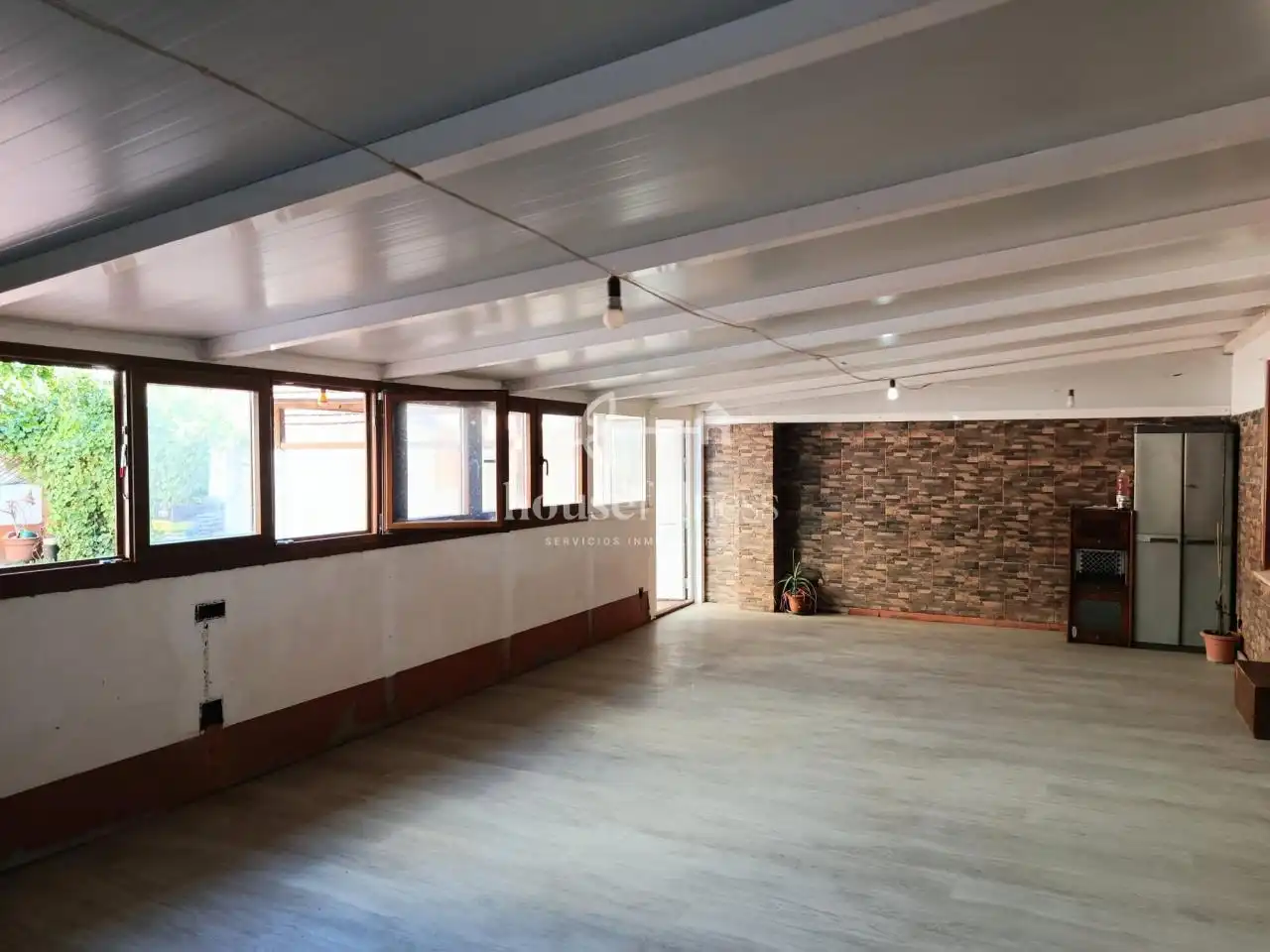 https://static.fotocasa.es/images/ads/0e960e8a-4cf7-486f-b46b-50a186e21b47?rule=original