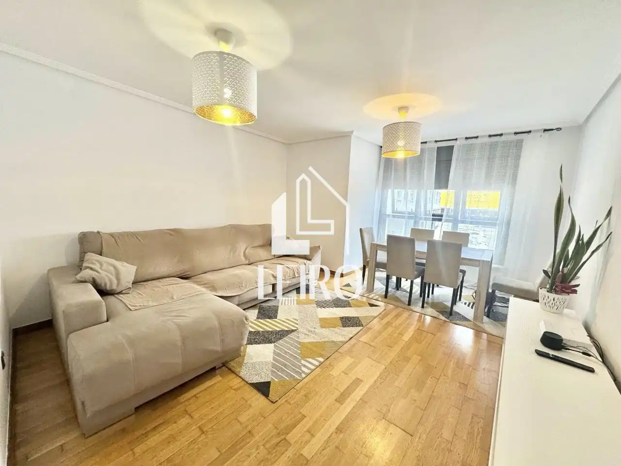 https://static.fotocasa.es/images/ads/38ec6f2c-744f-44d0-be95-f94e8f8189f6?rule=original