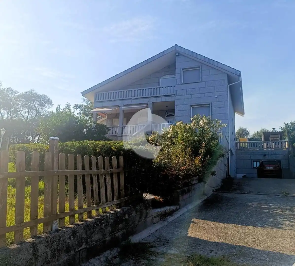 https://static.fotocasa.es/images/ads/b6731a34-e703-4f3e-9e8b-b35ee5b54ba6?rule=original