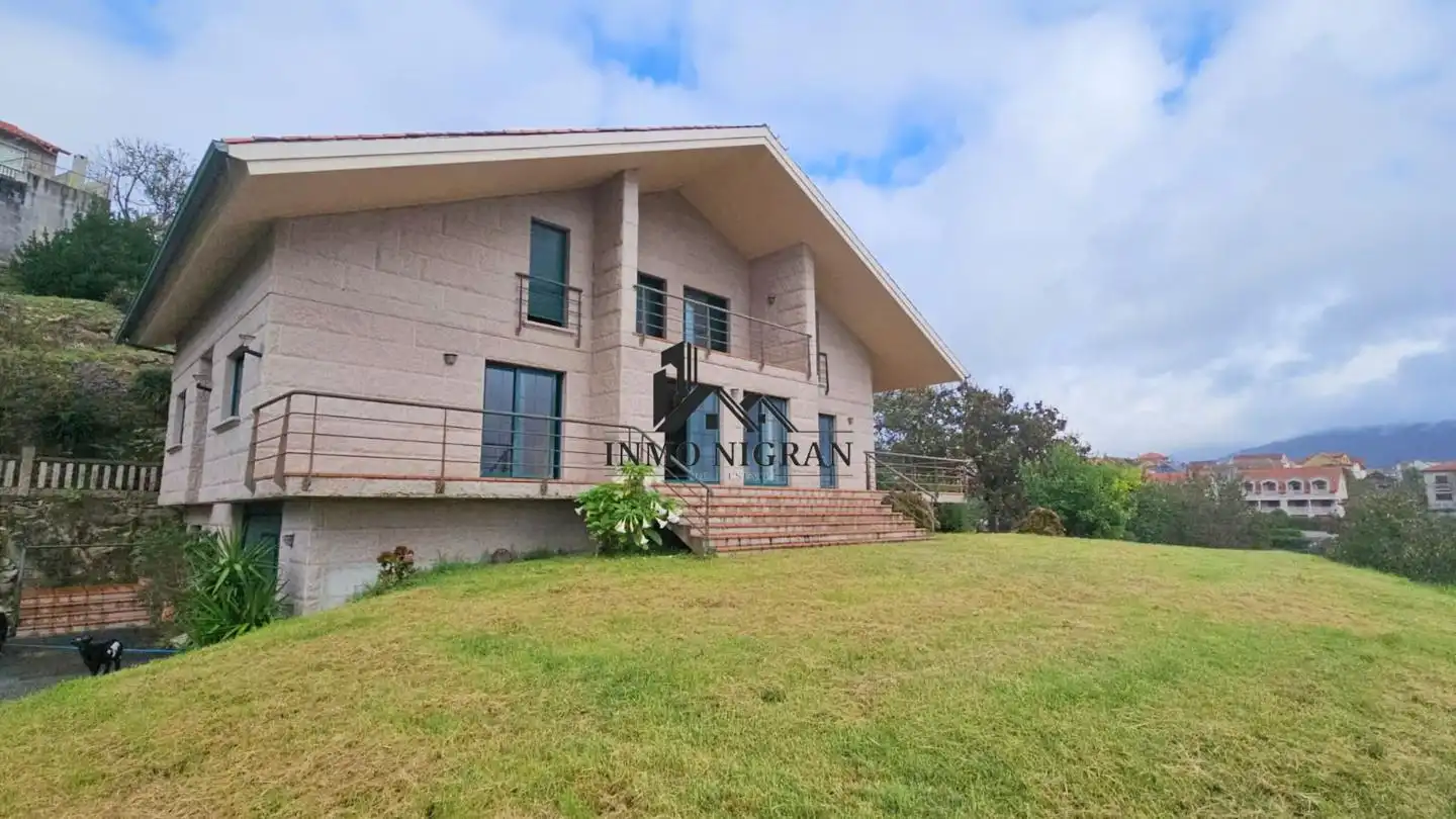 https://static.fotocasa.es/images/ads/bdf0f877-bbac-4010-8a6f-4ce3f8e96e94?rule=original