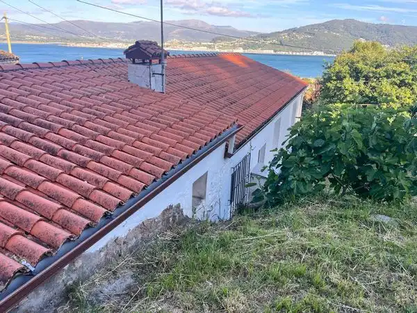 https://static.fotocasa.es/images/ads/f9bae1ad-3d23-415e-aa49-bb1c19fb22e0?rule=original