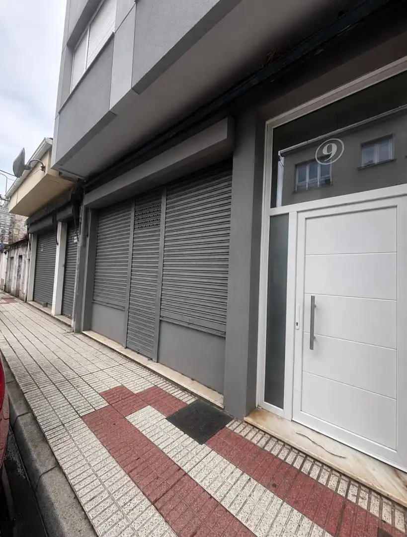 https://static.fotocasa.es/images/ads/7b7d5aa8-f97c-4666-859a-bac5bca13d64?rule=original