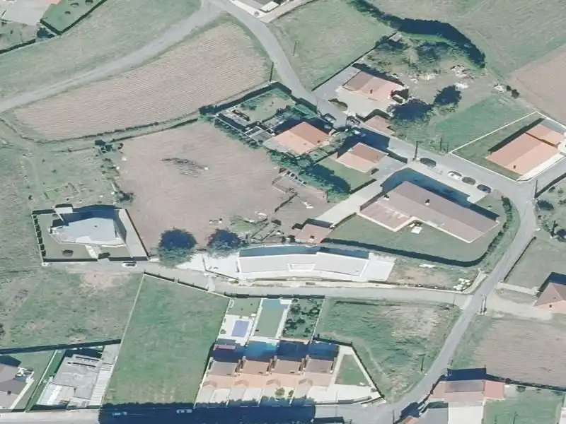 https://static.fotocasa.es/images/ads/f0812625-4970-428e-9ce2-cf6f5e25c328?rule=original