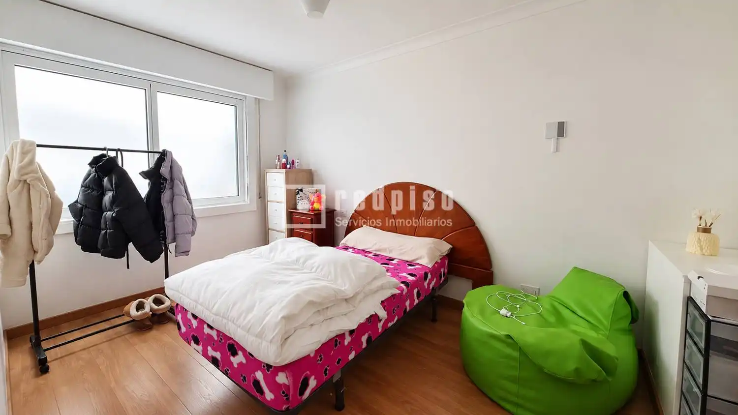https://static.fotocasa.es/images/ads/d23c797b-be63-43a5-a98f-49bf18dd867d?rule=original