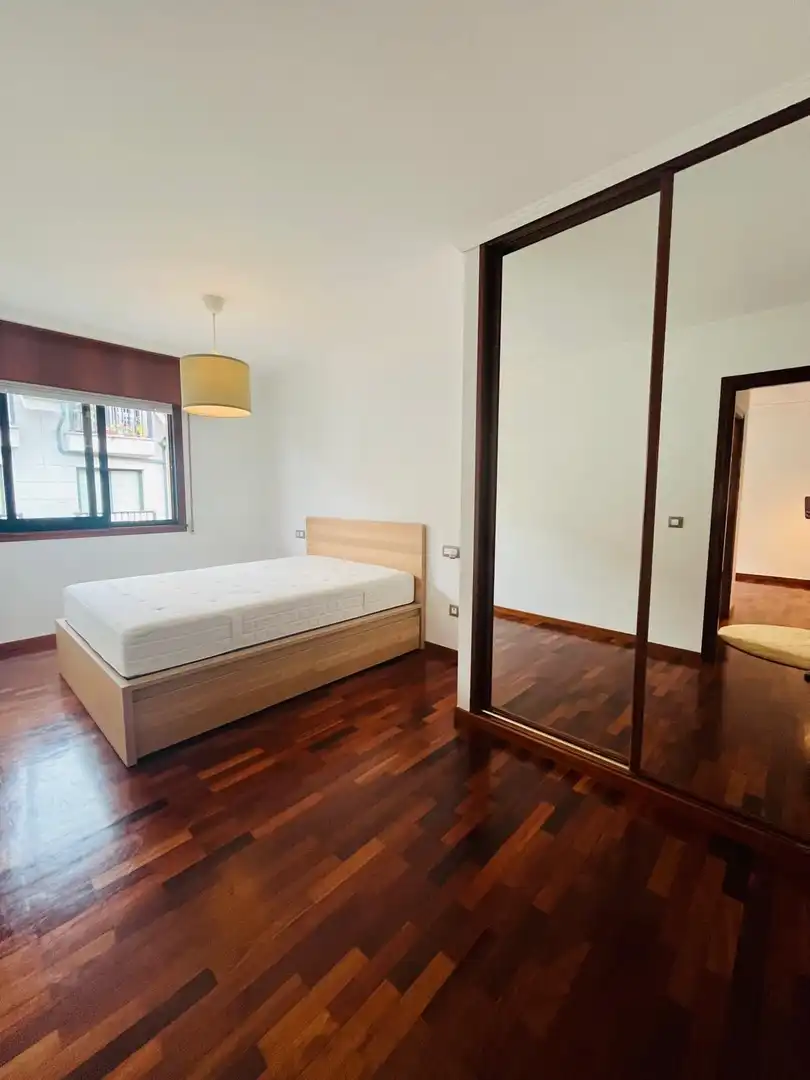 https://static.fotocasa.es/images/ads/e4cc9e26-baf5-4334-b2fb-b54141a8a1ad?rule=original