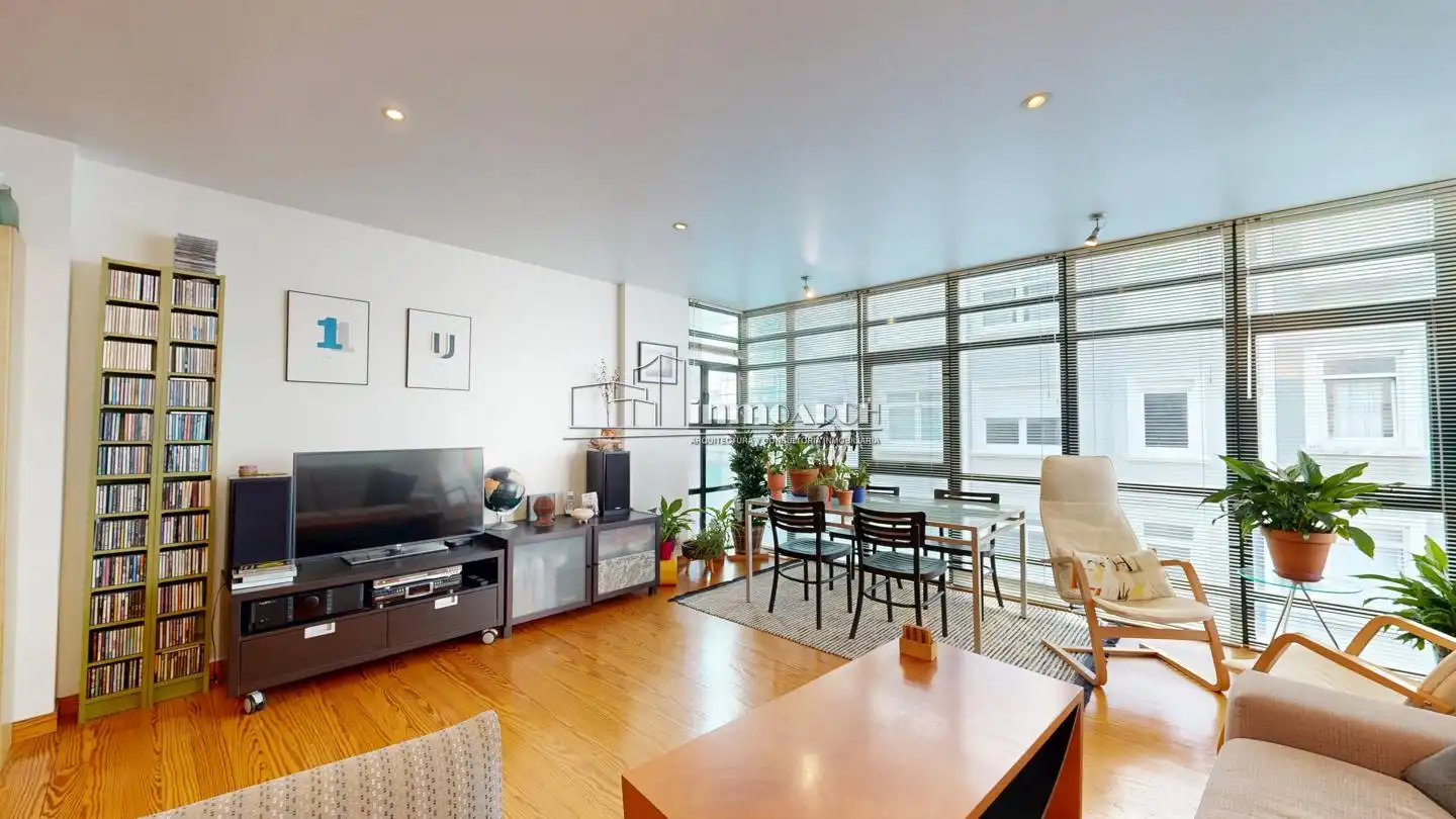 https://static.fotocasa.es/images/ads/0e36dd27-5369-4786-bc52-fa2e32f524cb?rule=original