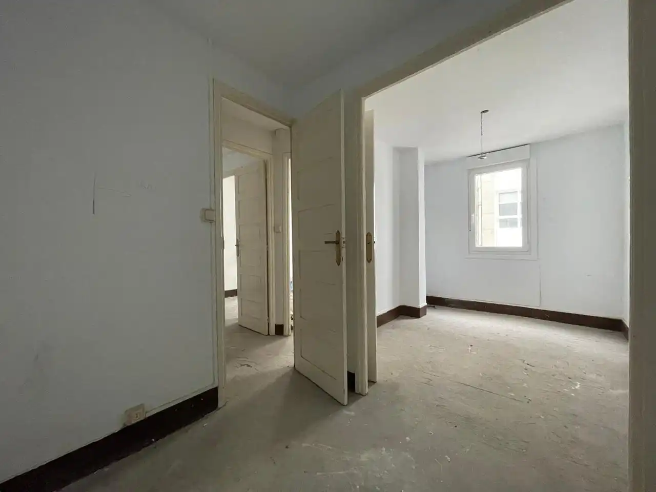https://static.fotocasa.es/images/ads/87dc7467-0f9c-4c82-83a4-bd91a412d882?rule=original