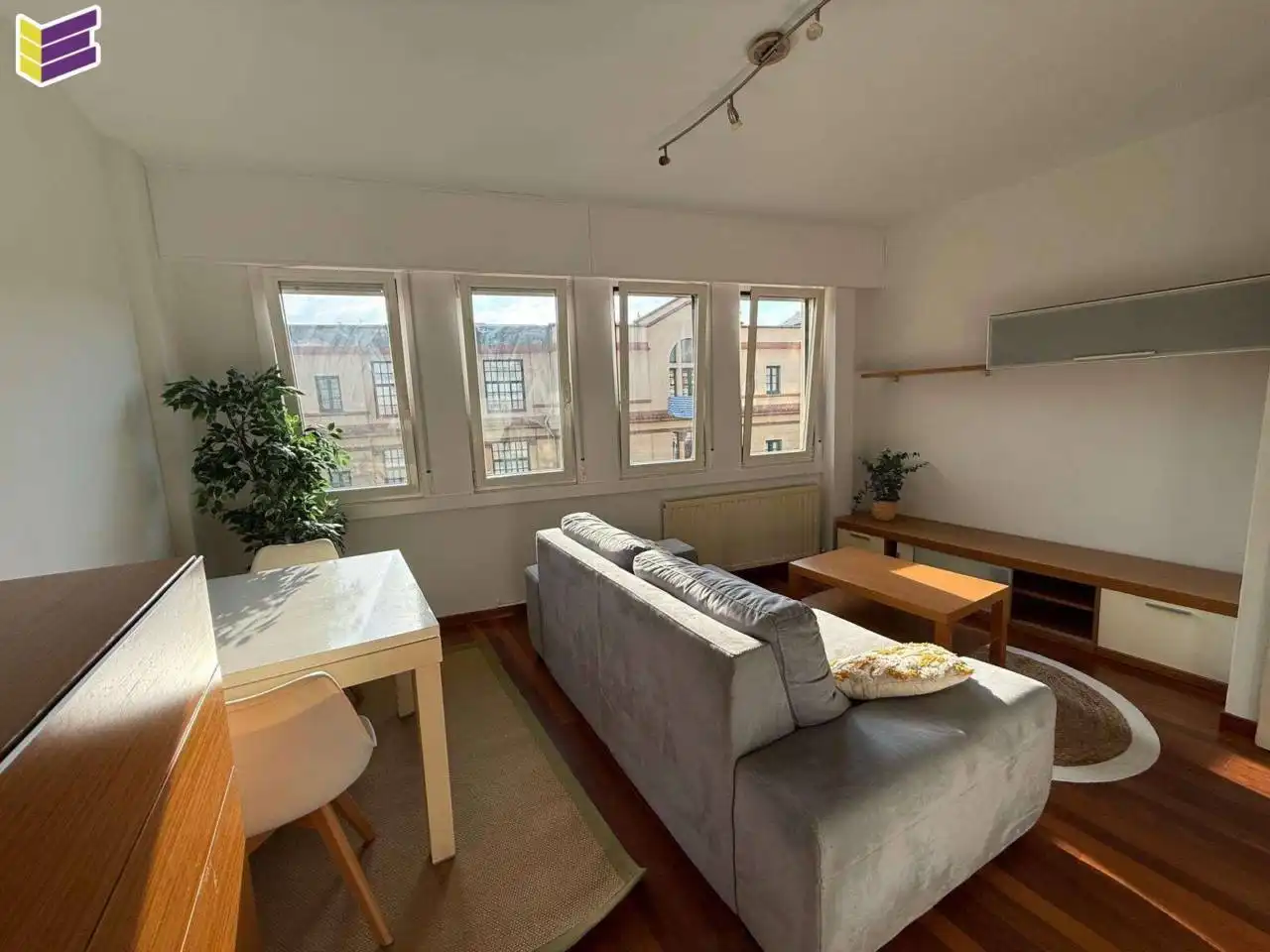 https://static.fotocasa.es/images/ads/2d28f99a-a624-4bce-8708-e464db4d84b9?rule=original