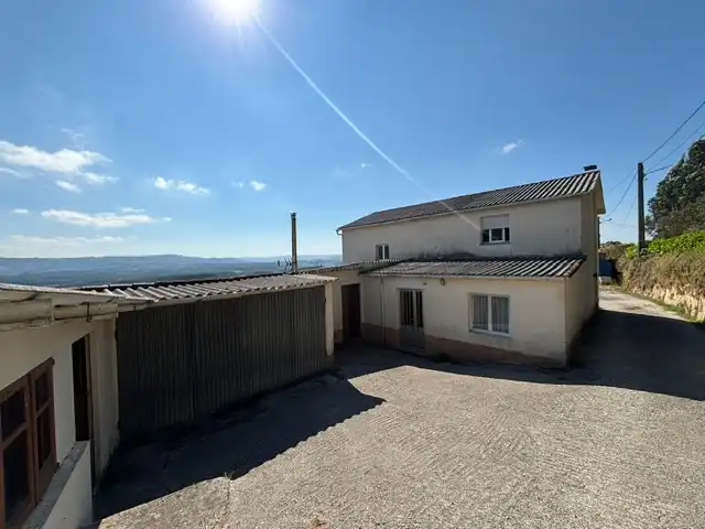 https://static.fotocasa.es/images/ads/aacf08bb-abfa-40ce-8586-94c1c69a3a3c?rule=original