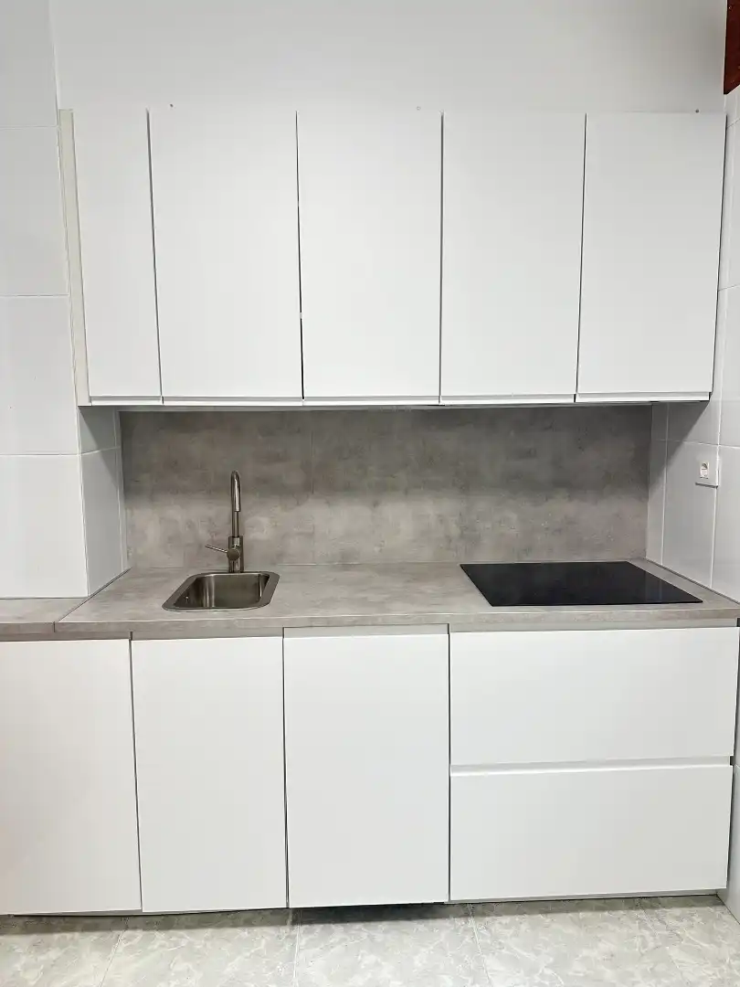 https://static.fotocasa.es/images/ads/430a3cb0-3c21-4c97-b425-46107eeff8d1?rule=original