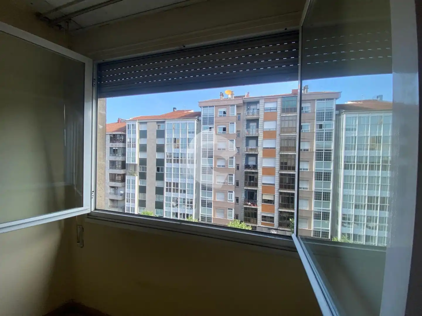 https://static.fotocasa.es/images/ads/2d32f1d8-1539-474b-b04b-74a425d956dd?rule=original