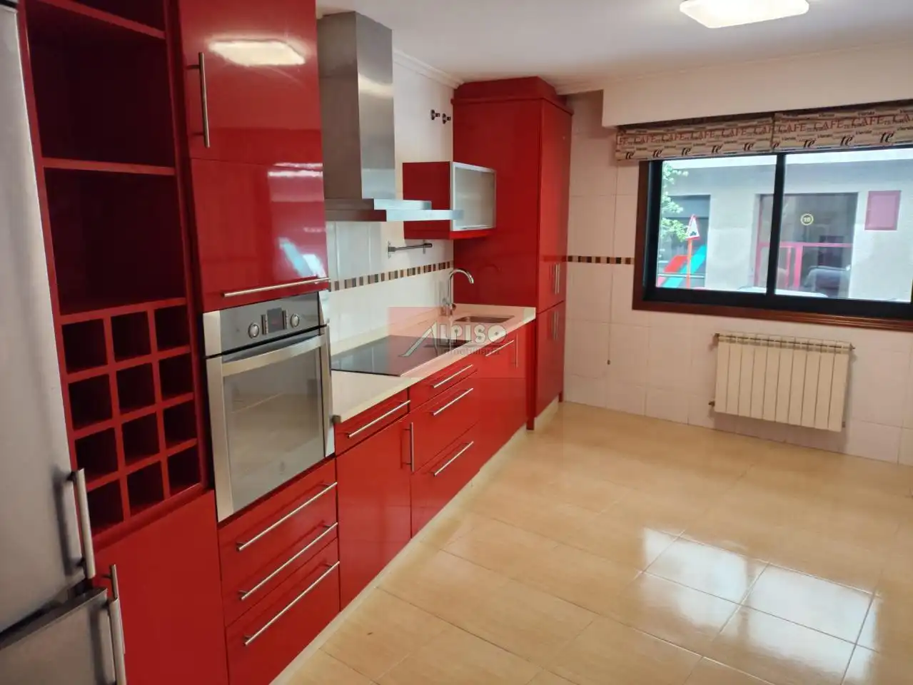 https://static.fotocasa.es/images/ads/7416a66b-8a20-4b01-aa8f-05d092fd4032?rule=original