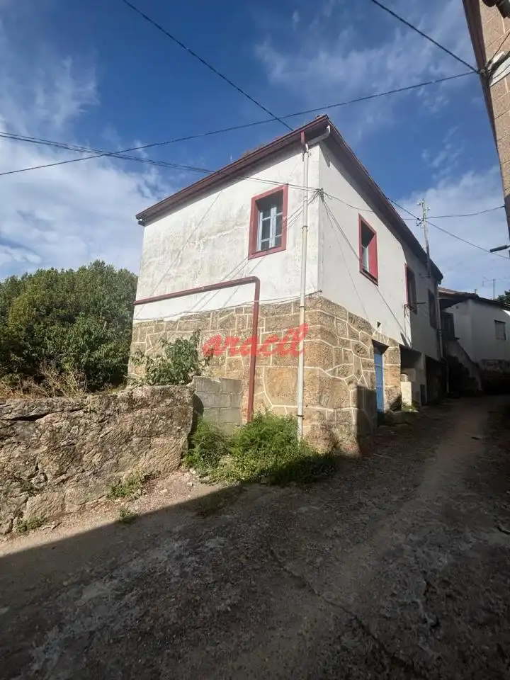 https://static.fotocasa.es/images/ads/f3db245a-2f88-48f1-9f3e-6c8974e01815?rule=original