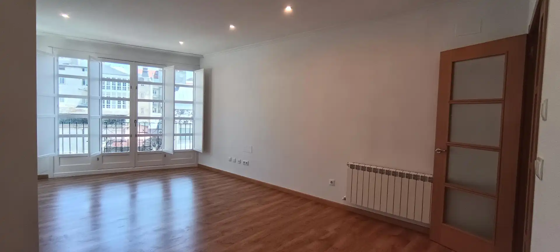 https://static.fotocasa.es/images/ads/d720e9a8-c7db-408e-9a22-7ff38515057f?rule=original