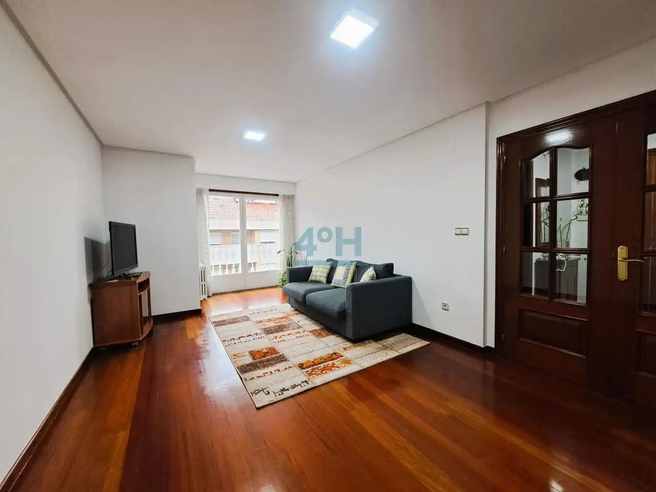 https://static.fotocasa.es/images/ads/3b4134bf-abc7-44dc-a8b6-442902d2b1cd?rule=original
