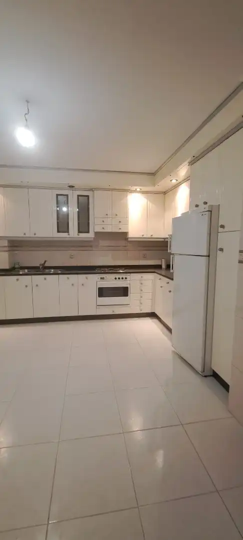 https://static.fotocasa.es/images/ads/9bb5cf34-de68-4692-9aa7-d5772c224178?rule=original