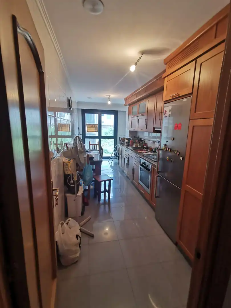 https://static.fotocasa.es/images/ads/c2970dc1-0121-4441-9e63-dbc9cb5bdbf1?rule=original