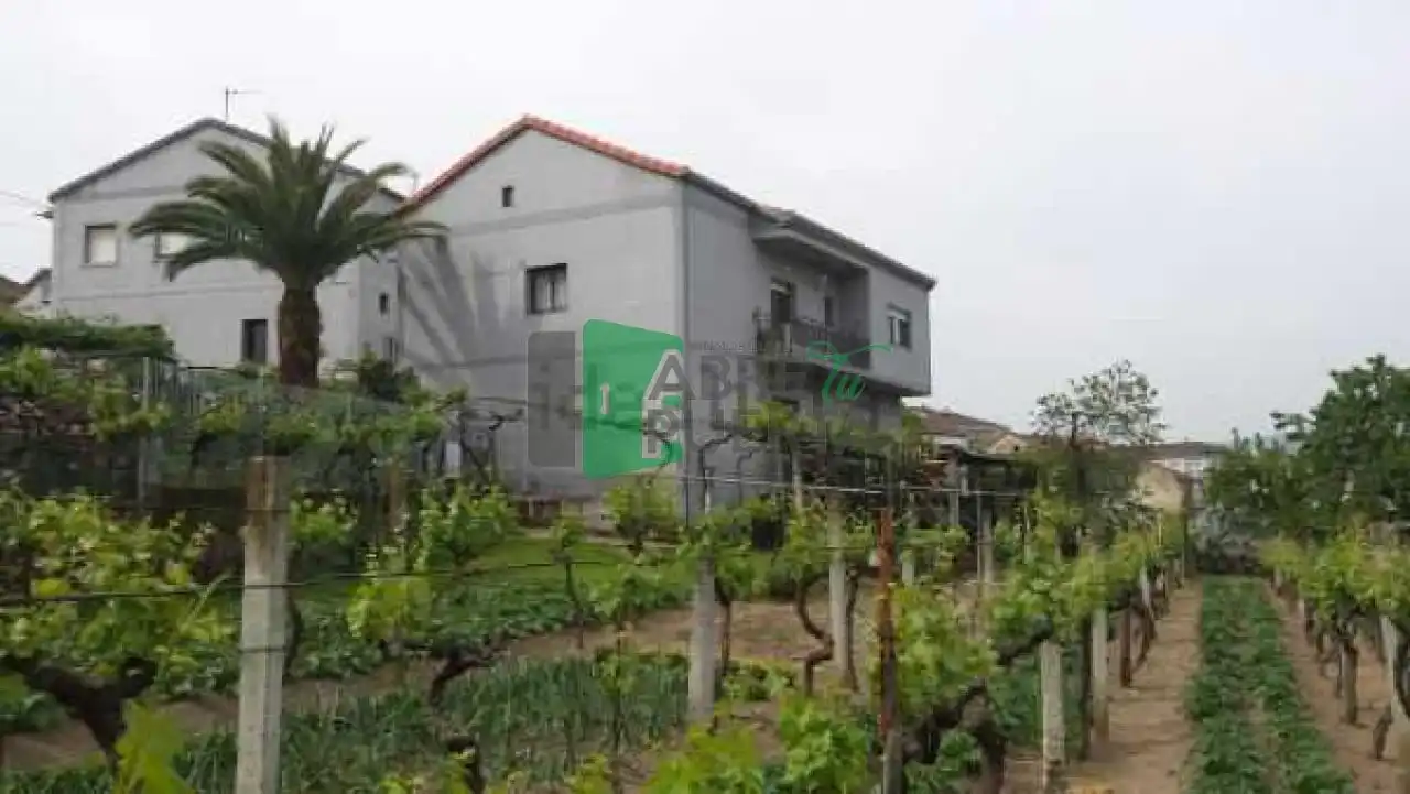 https://static.fotocasa.es/images/ads/acfe2784-438d-4763-b34d-bd76a3348825?rule=original
