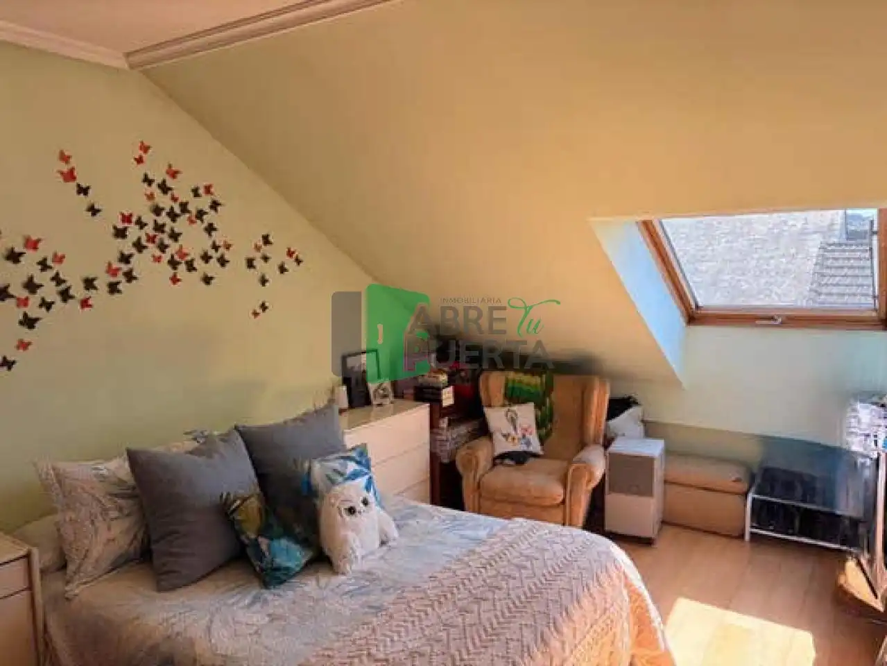 https://static.fotocasa.es/images/ads/665d8764-7bdb-4b39-b9ac-3c8c3be39430?rule=original