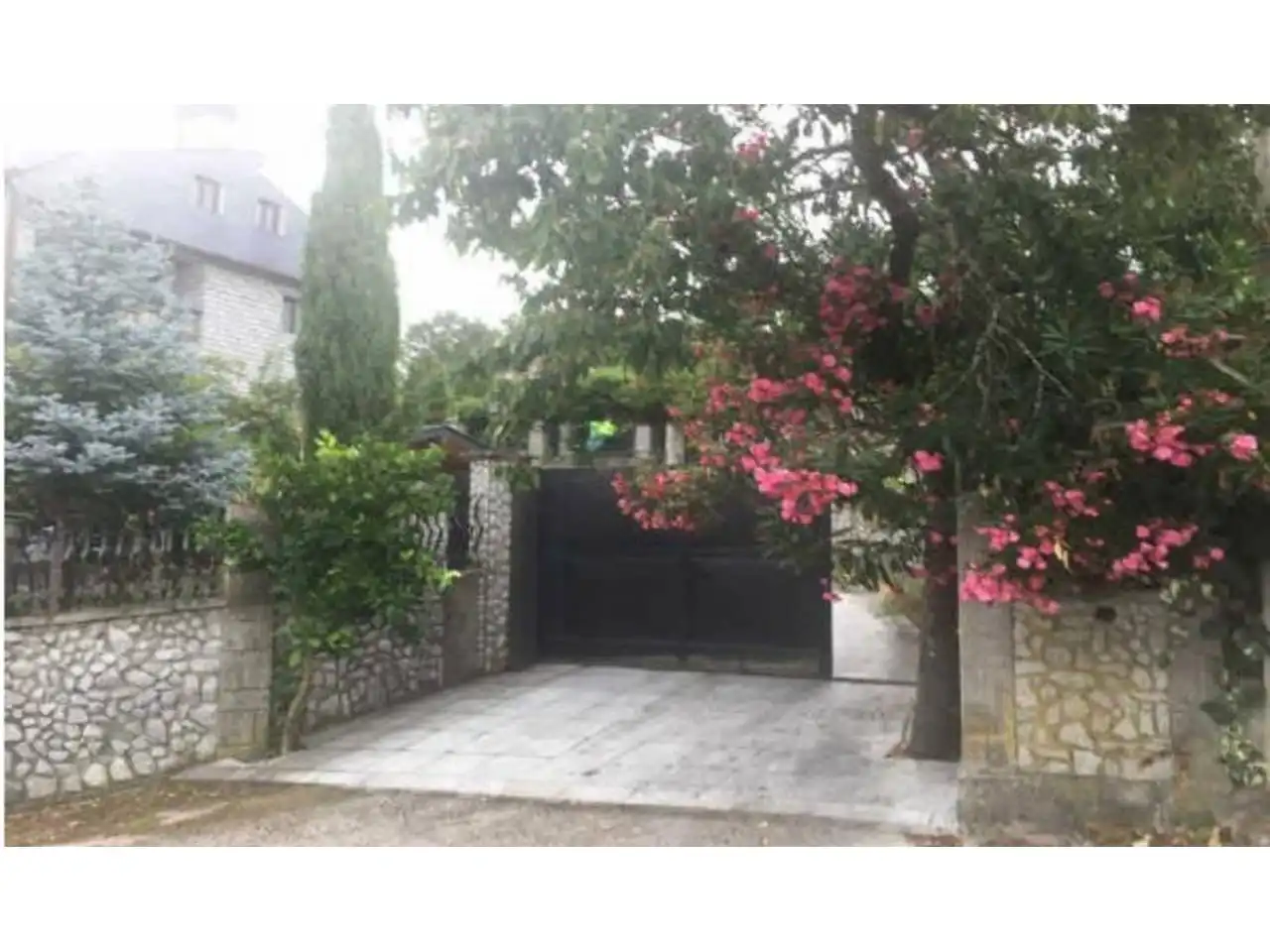 https://static.fotocasa.es/images/ads/6da7bf1f-1928-4cf1-b661-f1ae020cf4cc?rule=original