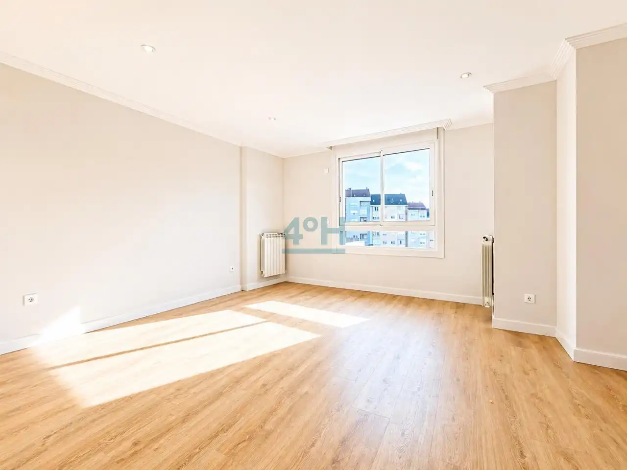 https://static.fotocasa.es/images/ads/651cee5c-c1e9-4e82-bbe7-91baa7d27962?rule=original