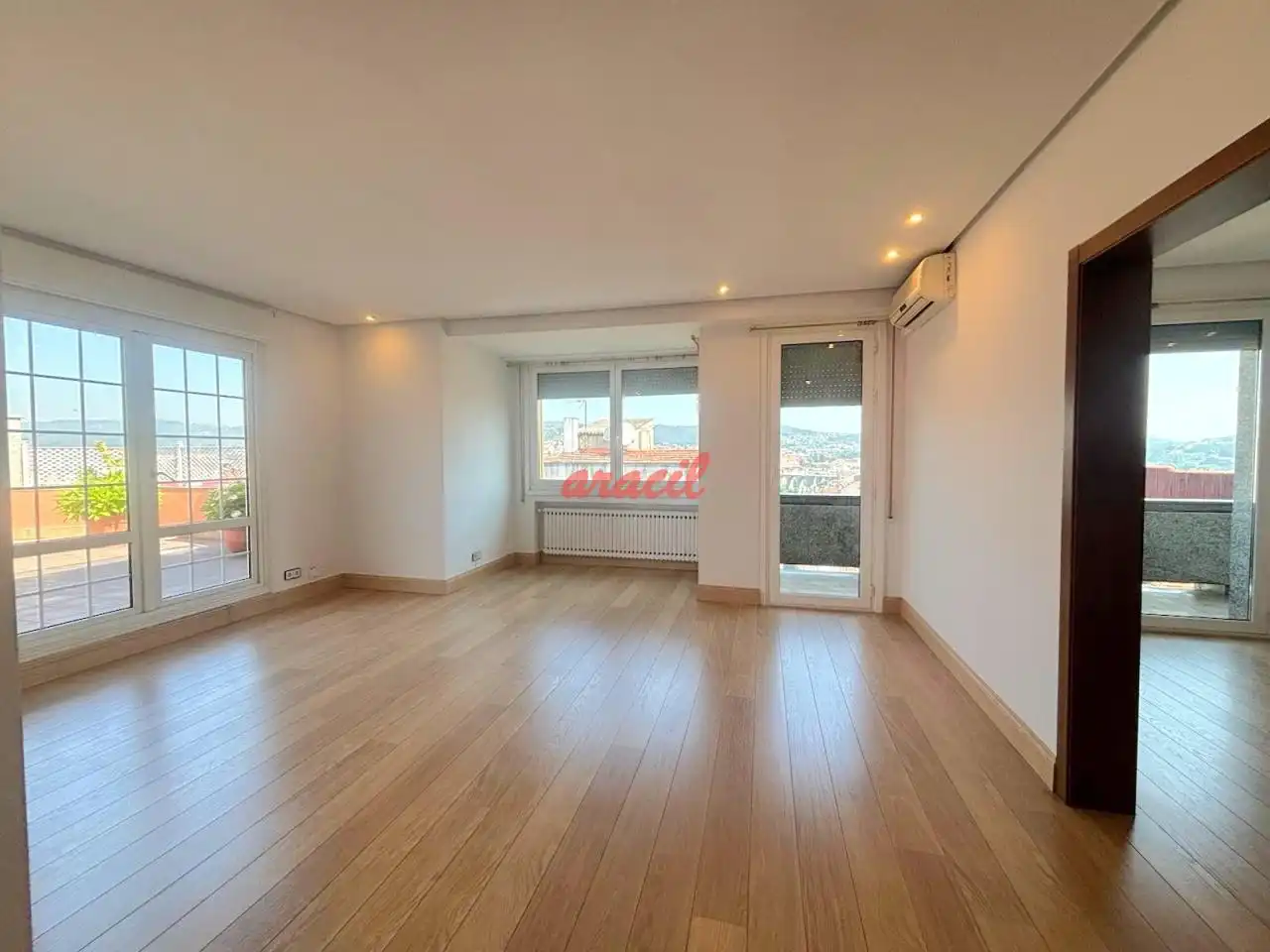 https://static.fotocasa.es/images/ads/014de32a-f411-4bdc-93c4-0847ae7a6419?rule=original