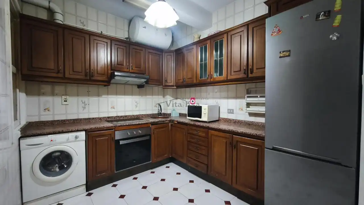 https://static.fotocasa.es/images/ads/7a6a6671-44e3-4c45-be7d-fce423ead2b8?rule=original