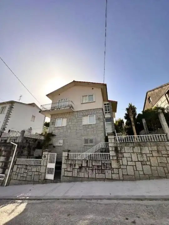 https://static.fotocasa.es/images/ads/2b9bc0b8-a4c1-4bb8-84cf-60be4a6644b9?rule=original