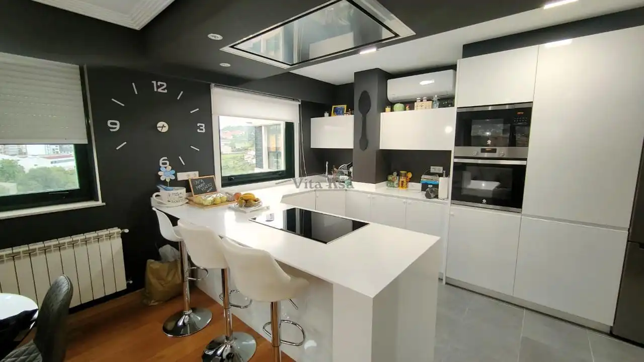 https://static.fotocasa.es/images/ads/4c56a1b7-5d2d-456d-a05a-3b382203b2fa?rule=original