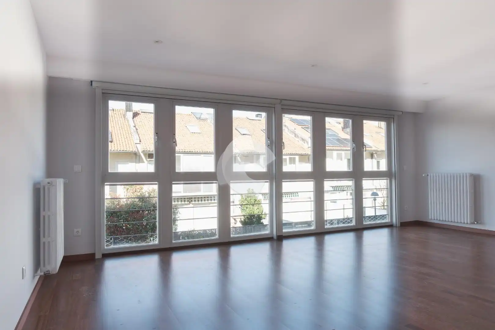 https://static.fotocasa.es/images/ads/ad76a31f-91e6-4e38-9652-1ab02db31de5?rule=original