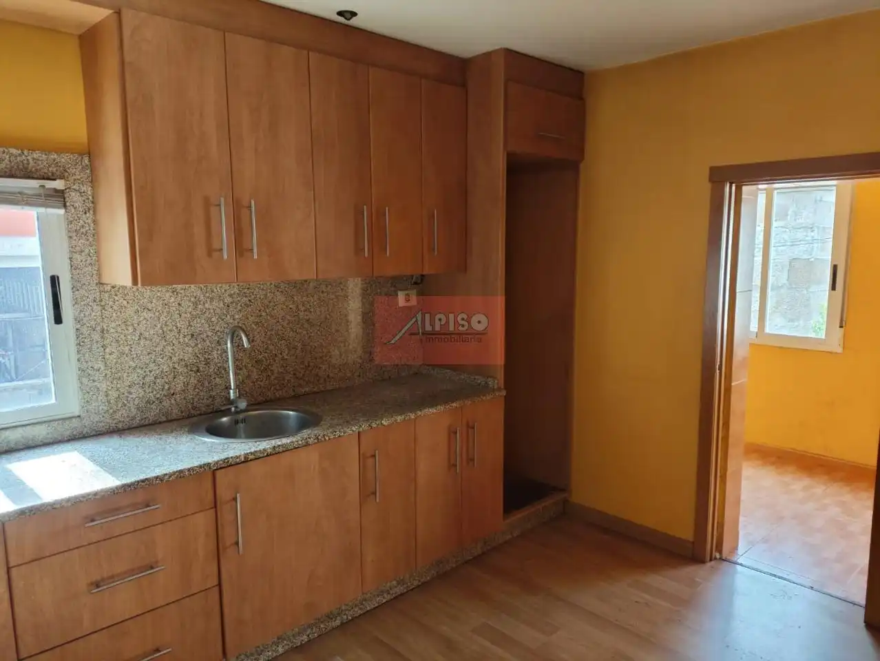 https://static.fotocasa.es/images/ads/ec9d005a-2dc9-44cf-8ef6-adf28efcf73f?rule=original
