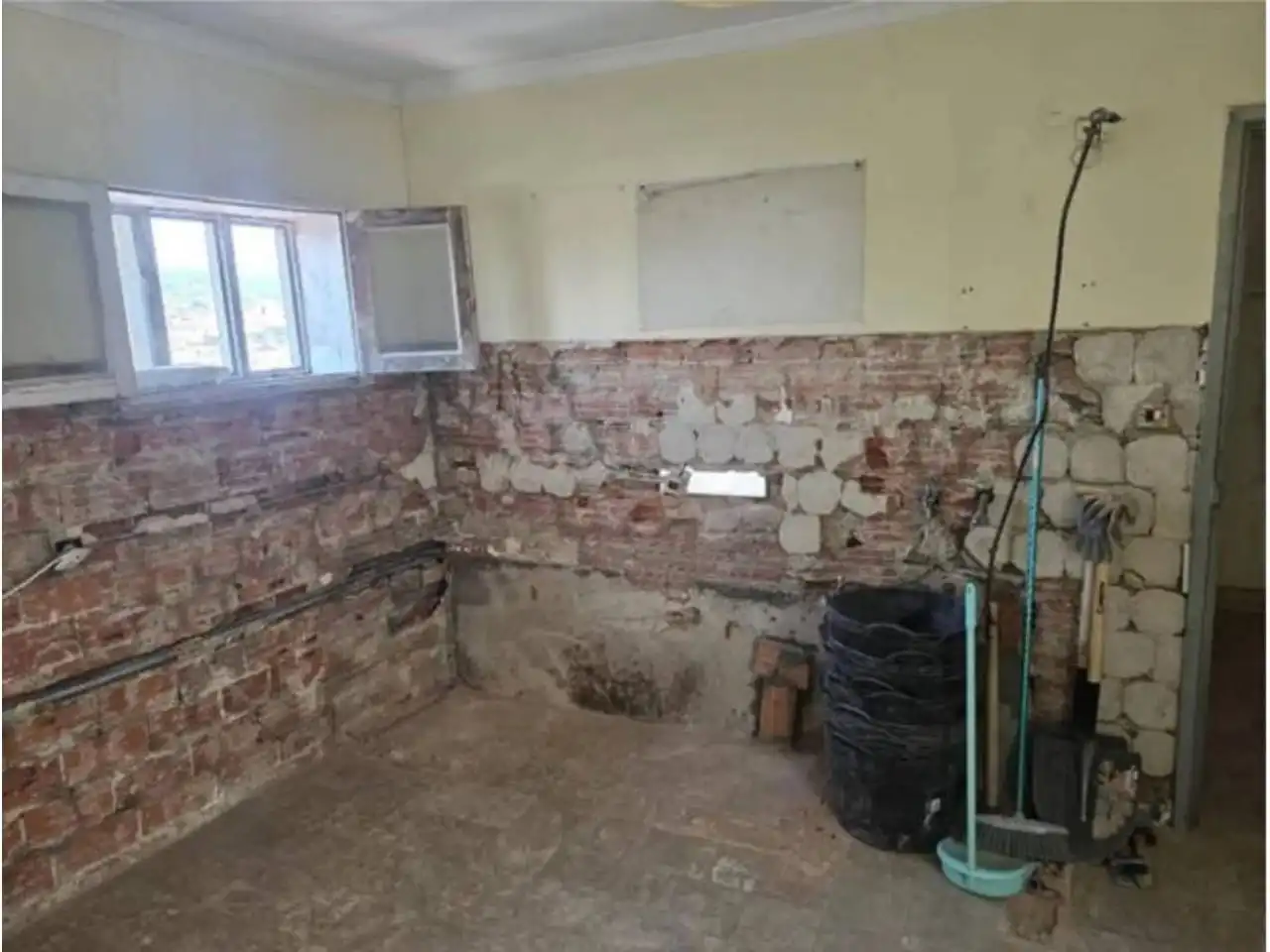 https://static.fotocasa.es/images/ads/a027dd6c-1482-49cf-8251-7866d5ac7af2?rule=original