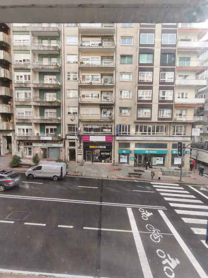 https://static.fotocasa.es/images/ads/30fa7ad7-c3f6-43ed-9f29-e2966e073a6e?rule=original