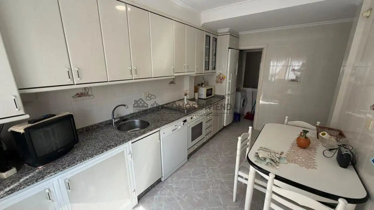 https://static.fotocasa.es/images/ads/471df6dd-1a9e-4acd-82a8-04c5357db614?rule=original