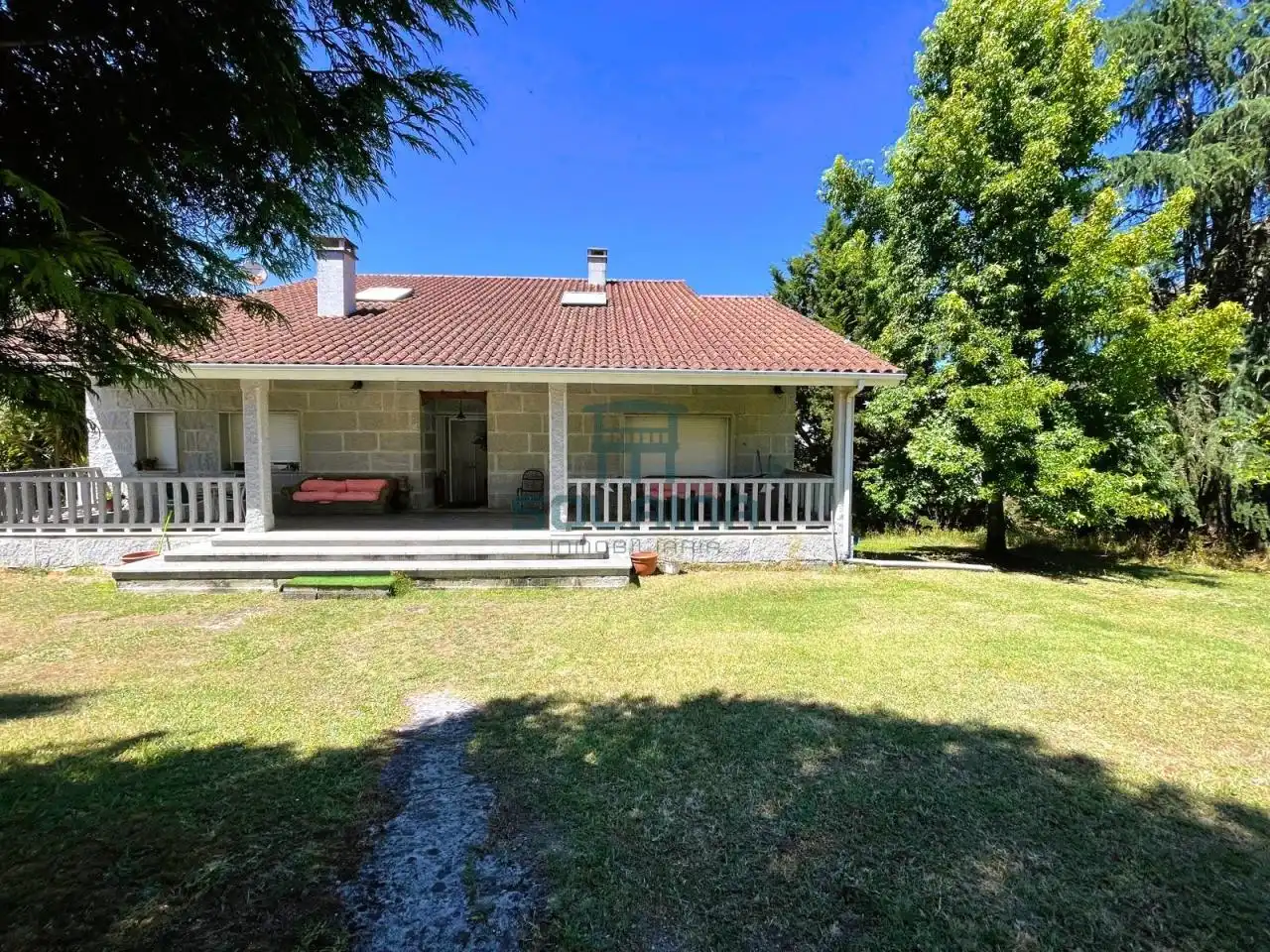 https://static.fotocasa.es/images/ads/bce94394-927d-474c-883d-9512c2e0dc9a?rule=original