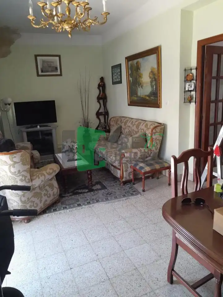 https://static.fotocasa.es/images/ads/569bac40-e405-431d-9fd7-1203c061974c?rule=original