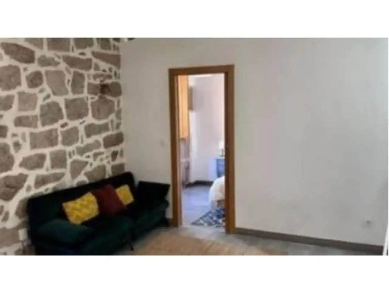 https://static.fotocasa.es/images/ads/e143f555-a8a8-4813-adbf-fd2077cacb8e?rule=original