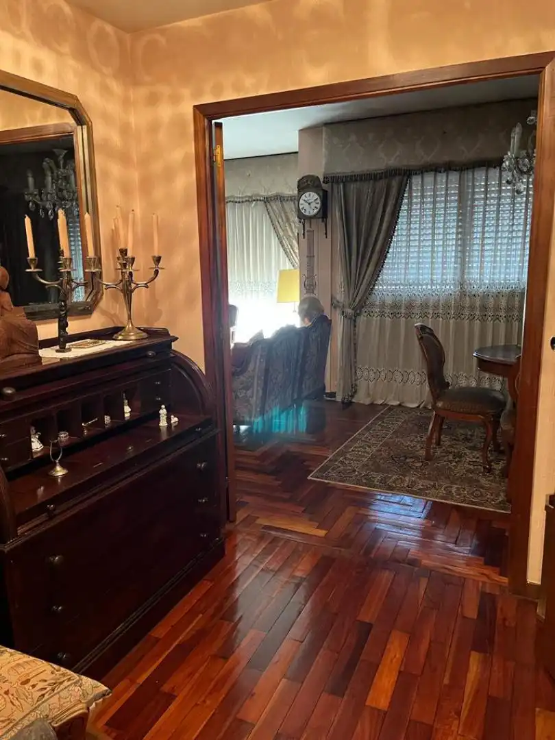 https://static.fotocasa.es/images/anuncio/2023/06/18/178229739/3165558678.jpg?rule=original