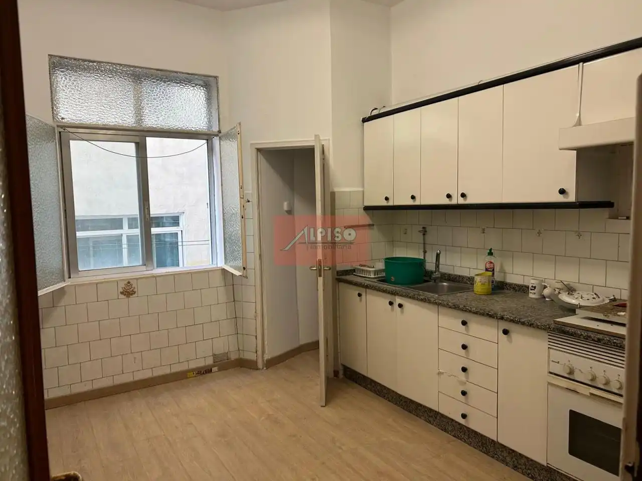 https://static.fotocasa.es/images/ads/b687f908-bfef-4e7a-b81a-ecdf90ed01e1?rule=original