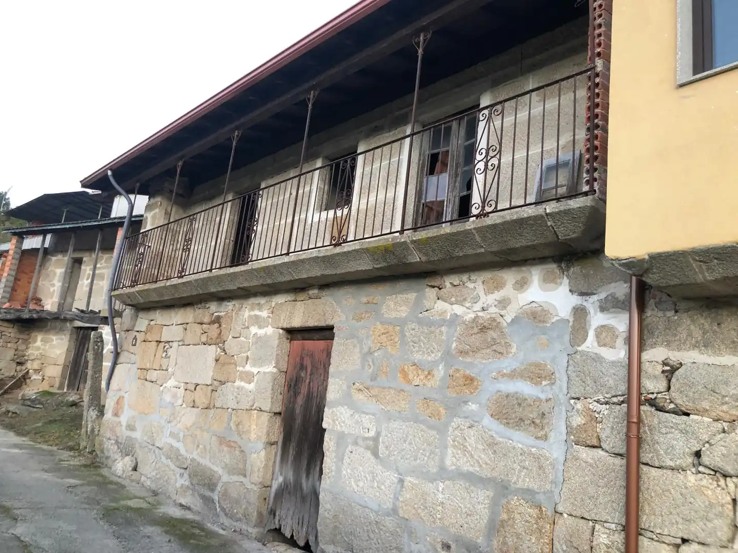 https://static.fotocasa.es/images/ads/a9361191-eee9-405b-b73b-2af5503ad240?rule=original