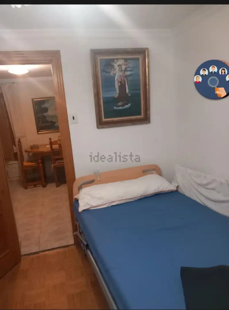 https://static.fotocasa.es/images/ads/0d630f96-aa51-4ce6-a2b3-175e290a59d3?rule=original