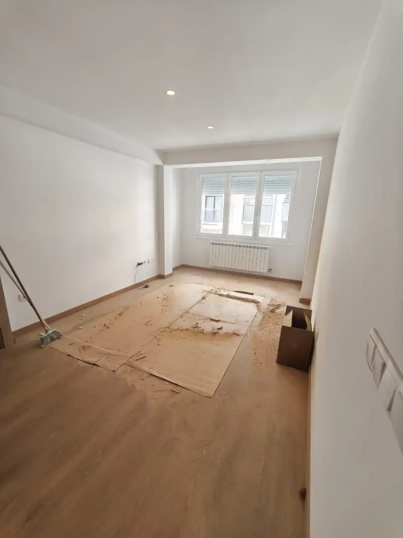 https://static.fotocasa.es/images/ads/723c8b70-dbfa-4ba3-aa97-8aeb4fc5af48?rule=original