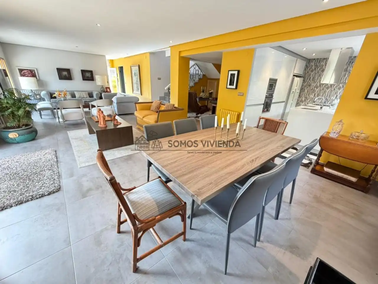 https://static.fotocasa.es/images/ads/93456566-8cac-4e81-b273-4421b016dcc8?rule=original