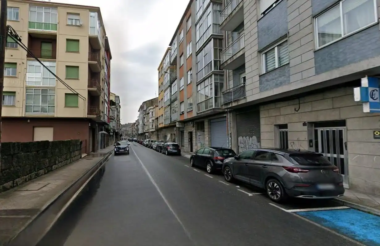 https://static.fotocasa.es/images/ads/f92797be-ad7c-4fac-b54d-ce4ccb91c9ea?rule=original