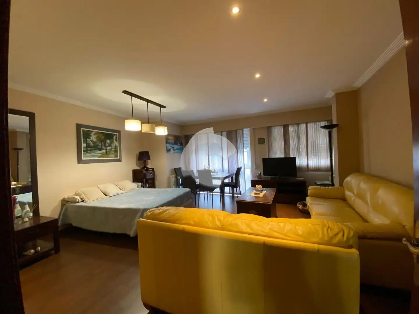 https://static.fotocasa.es/images/ads/d5b9d6b4-60de-4569-b05d-624f61e78779?rule=original
