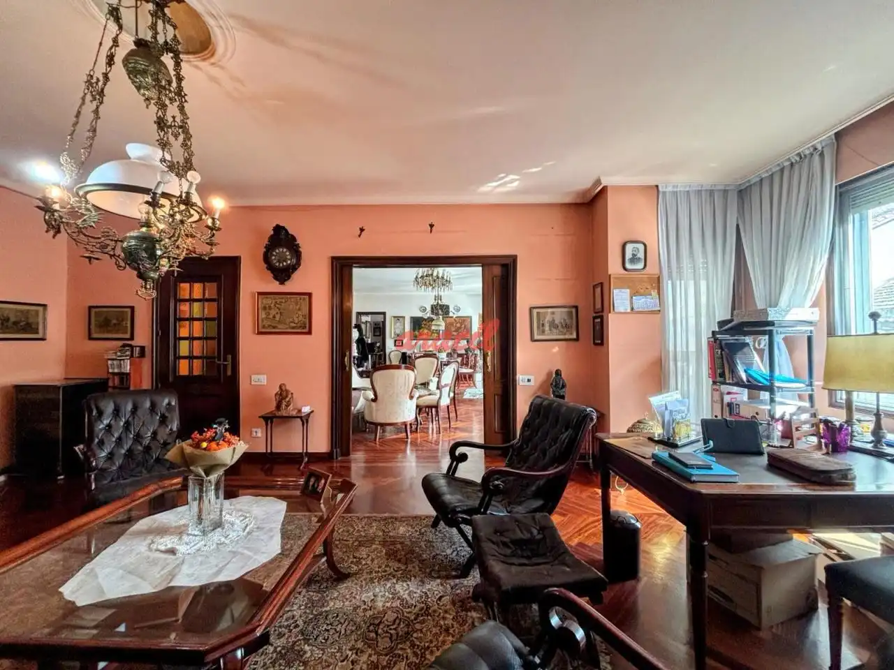 https://static.fotocasa.es/images/ads/2c4f2e6a-7ba7-45f9-8e8f-0551b7345c16?rule=original